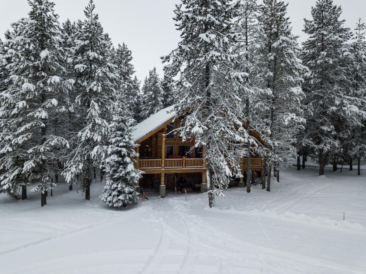 Lumberjack Lodge By Kabino Hot Tub Fire Pit Satellite Wifi Grill Large Porch Island Park Dış mekan fotoğraf