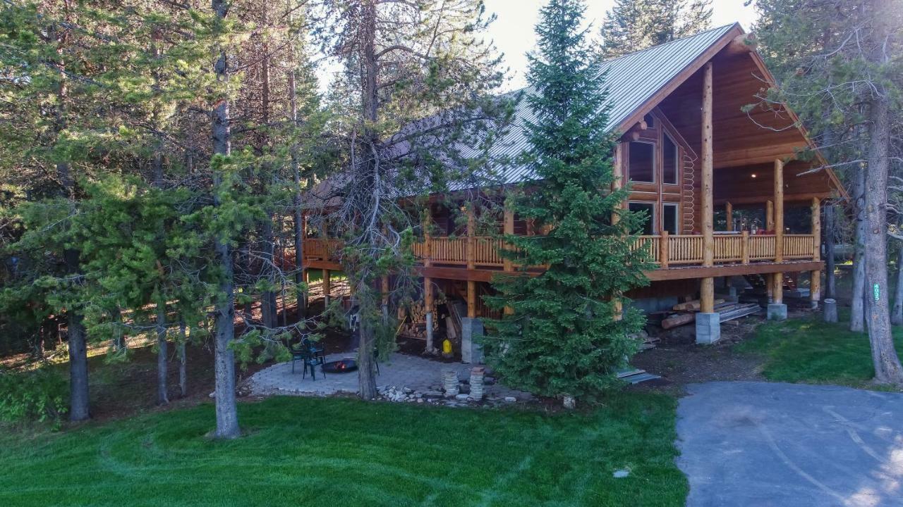 Lumberjack Lodge By Kabino Hot Tub Fire Pit Satellite Wifi Grill Large Porch Island Park Dış mekan fotoğraf